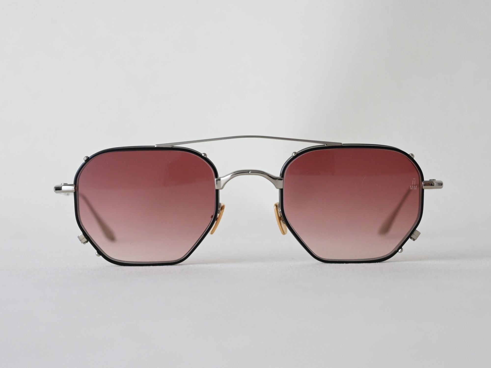 MARBOT_SILVERFOX_SUN