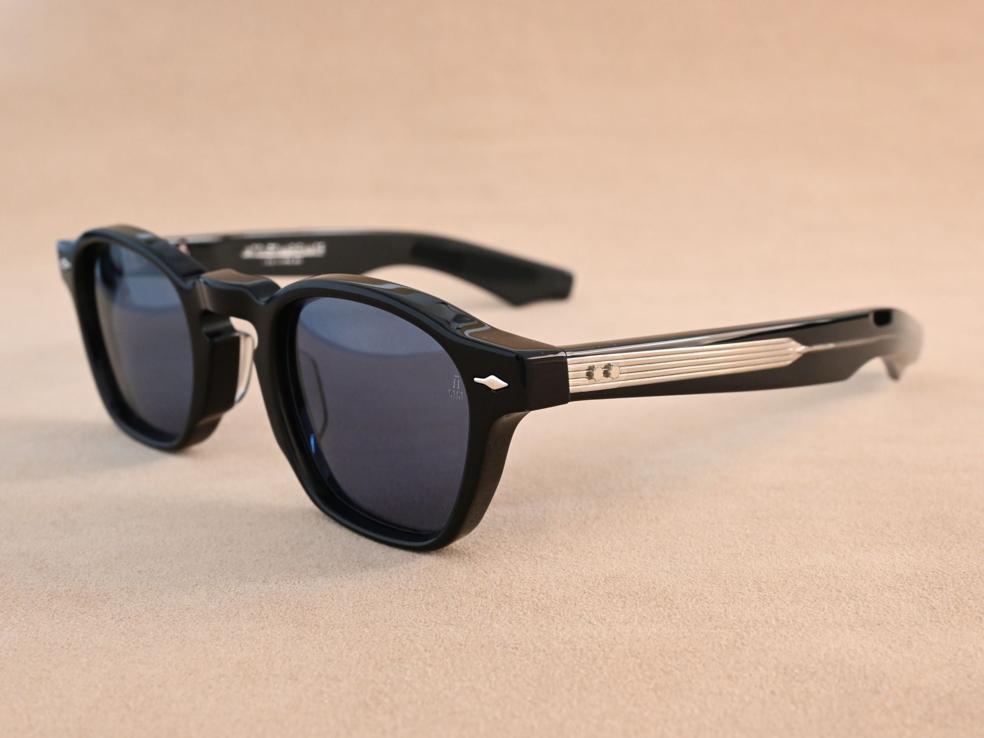 ZEPHIRIN_44_CHARBON_SUN