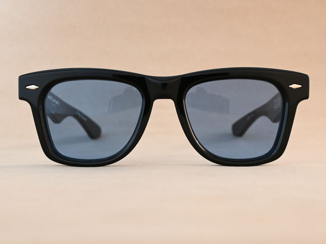 HEYWOOD_BLACK_SUN