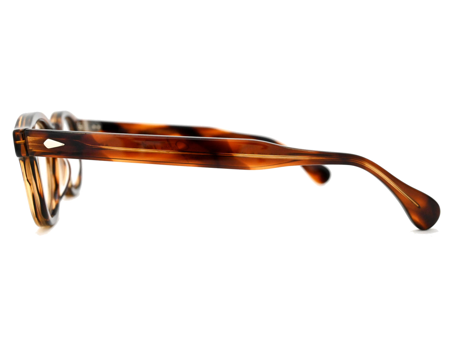 AR_44-24_Demi Amber