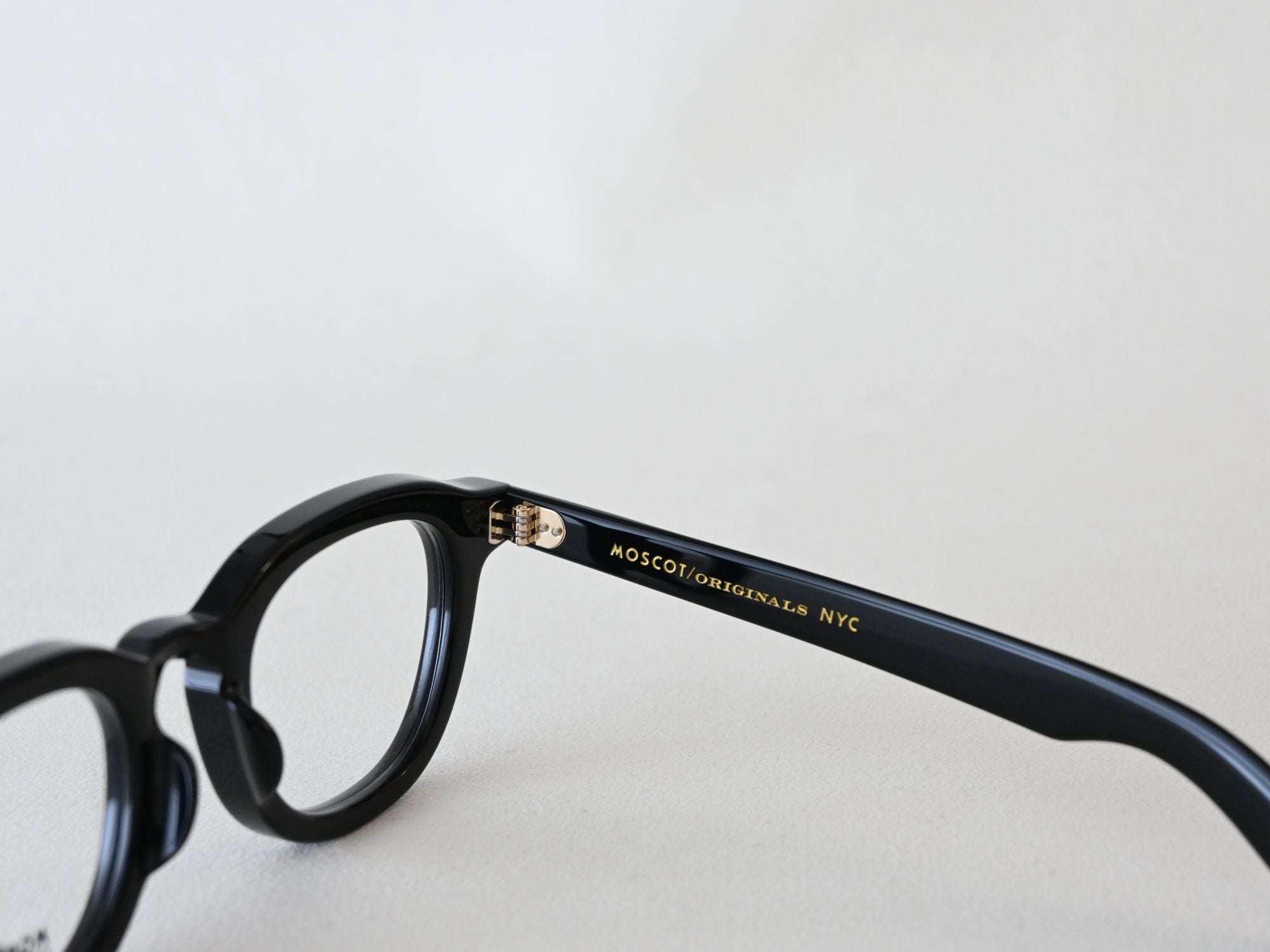 DAHVEN-JPN LTD18_47_BKG