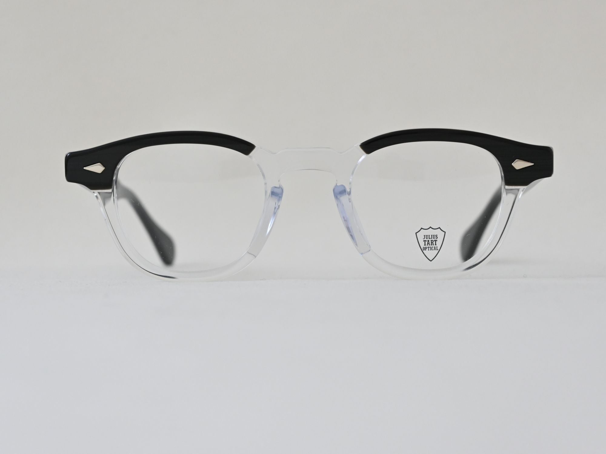 AR_46-24_Black Wood Clear