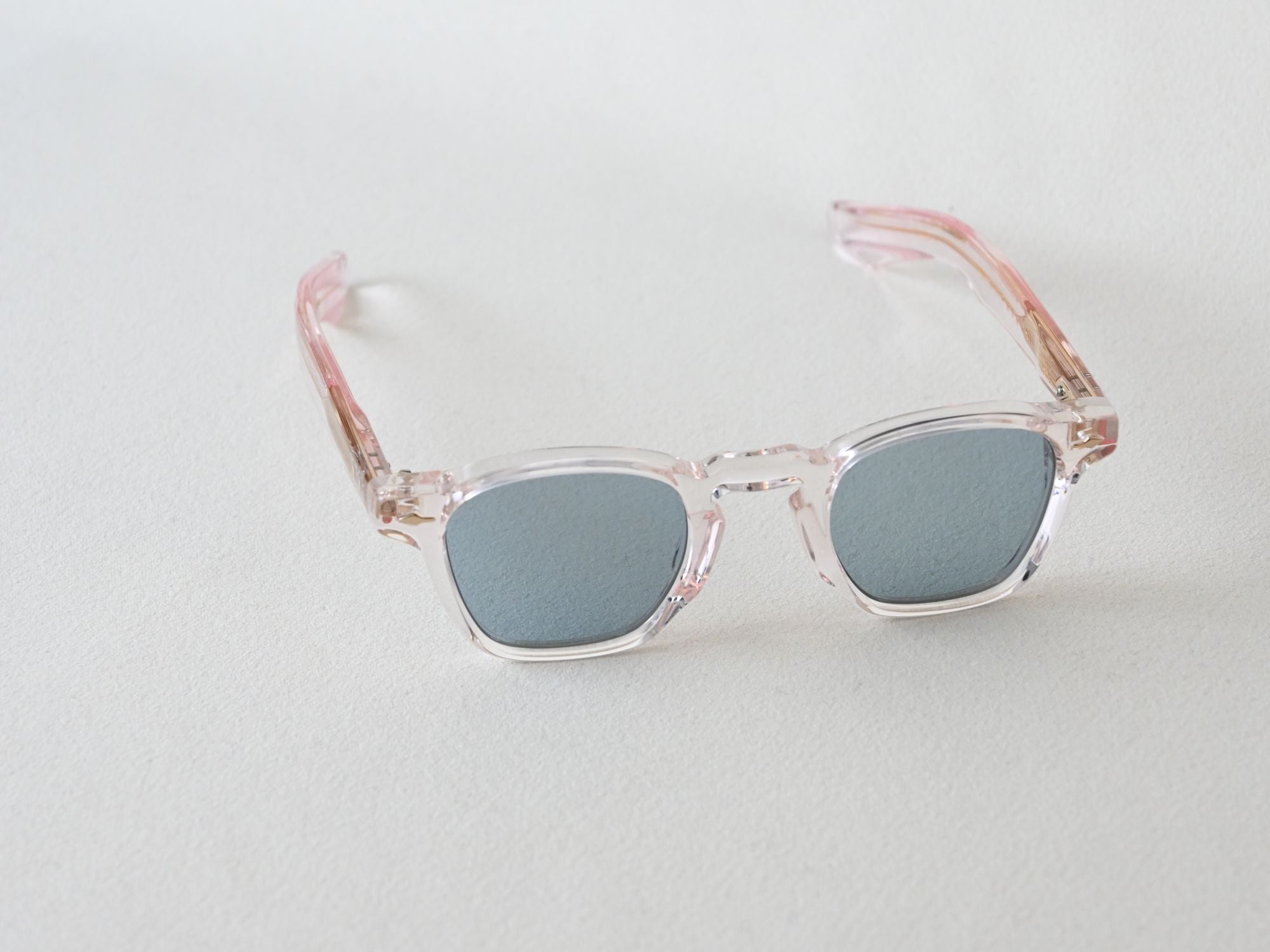 ZEPHIRIN_44_CAMEO_SUN