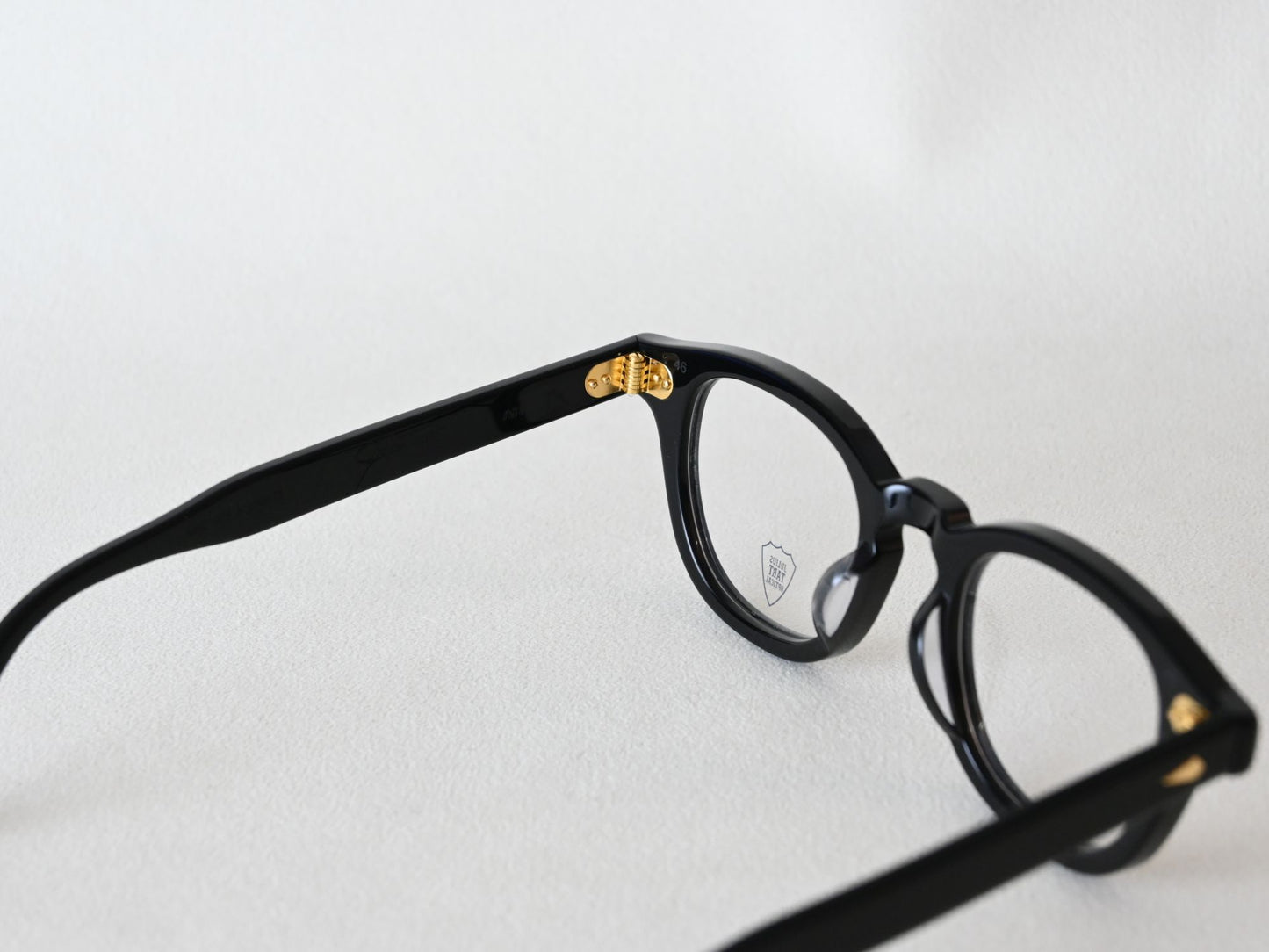 AR-GOLD_46-22_BLACK