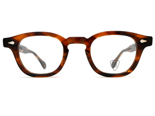 AR_44-24_Demi Amber