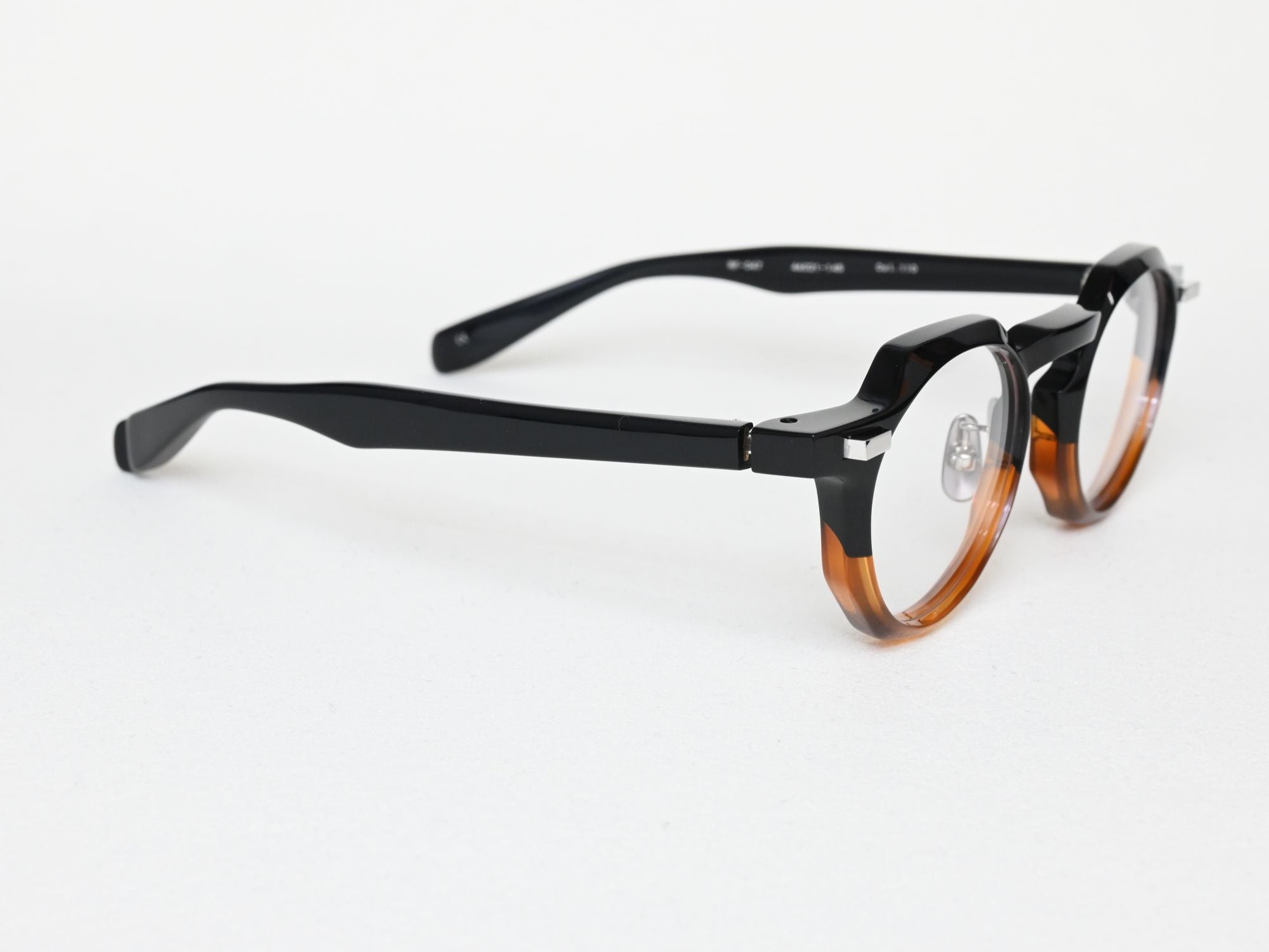 FACTORY900 – OptiqueHARUTA