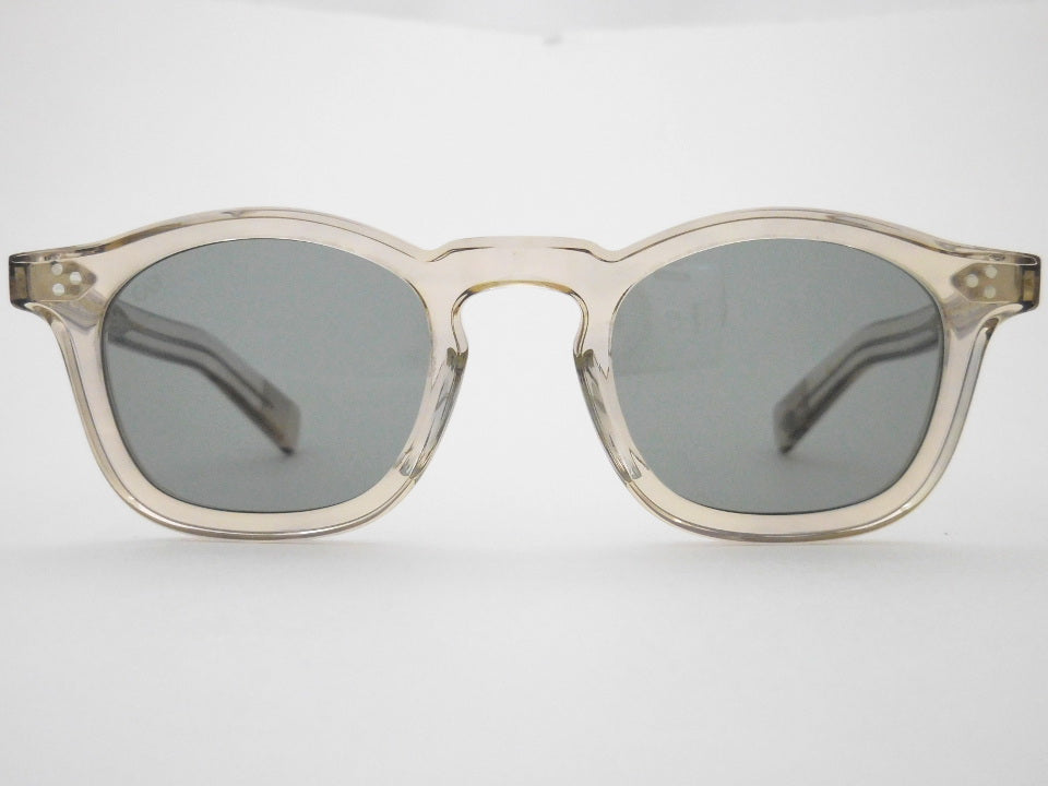 SADLER-SUN_47_DST-GRY