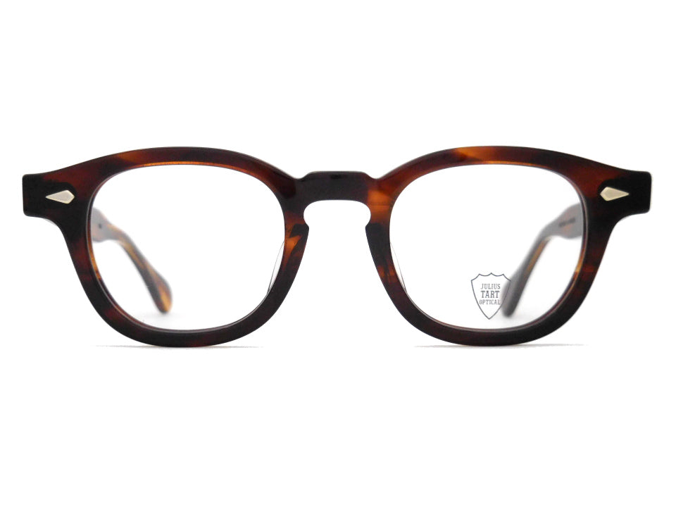AR_44-22_Demi Amber