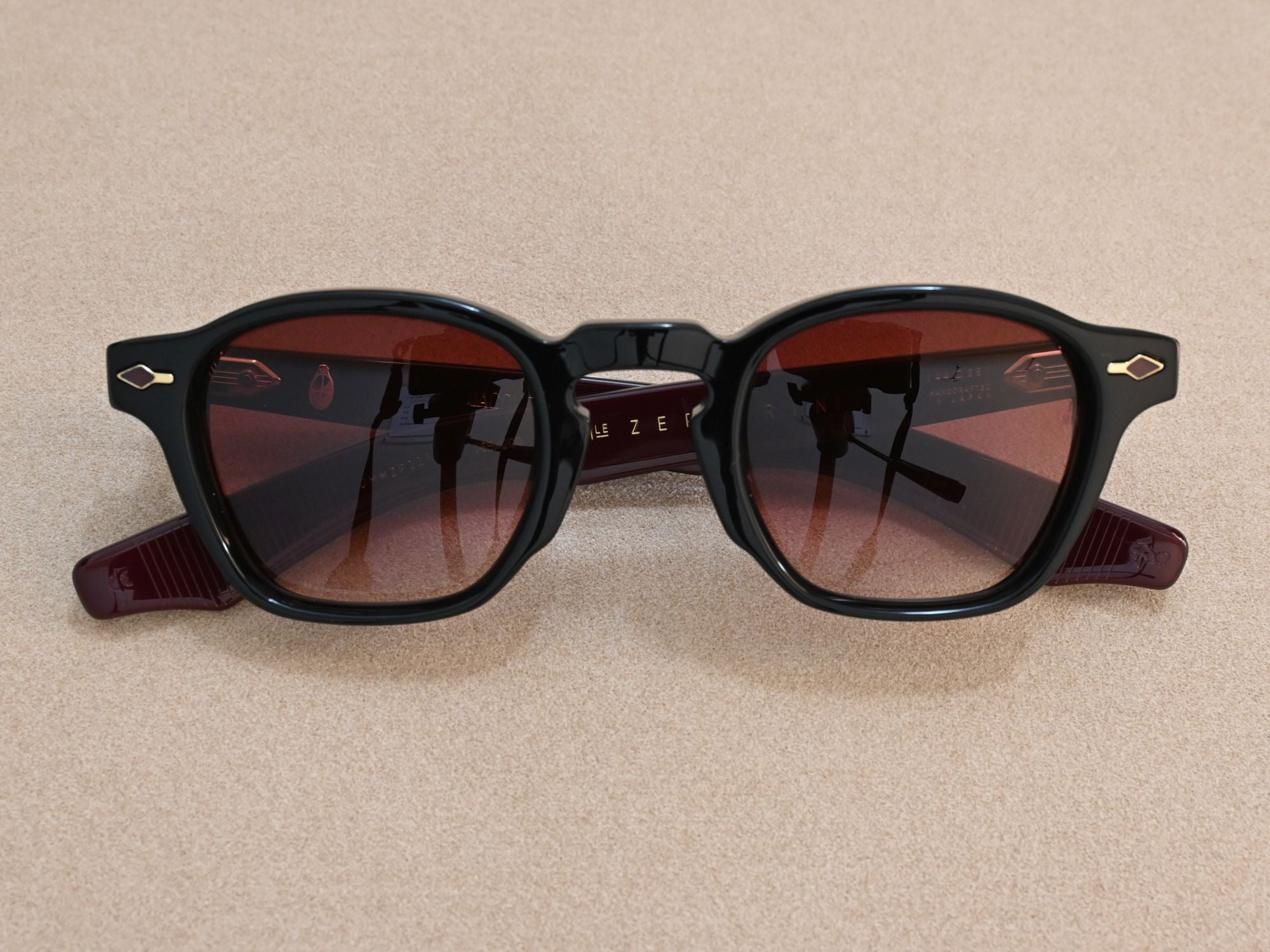 ZEPHIRIN_44_CHARLET_SUN