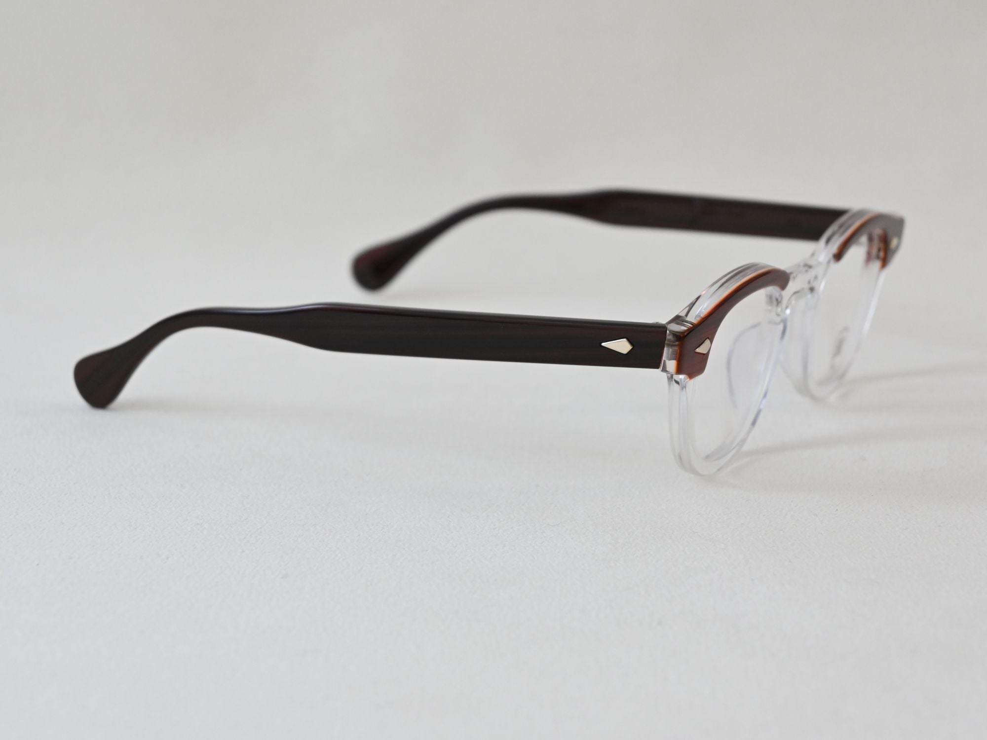 AR_44-24_Red Wood Clear