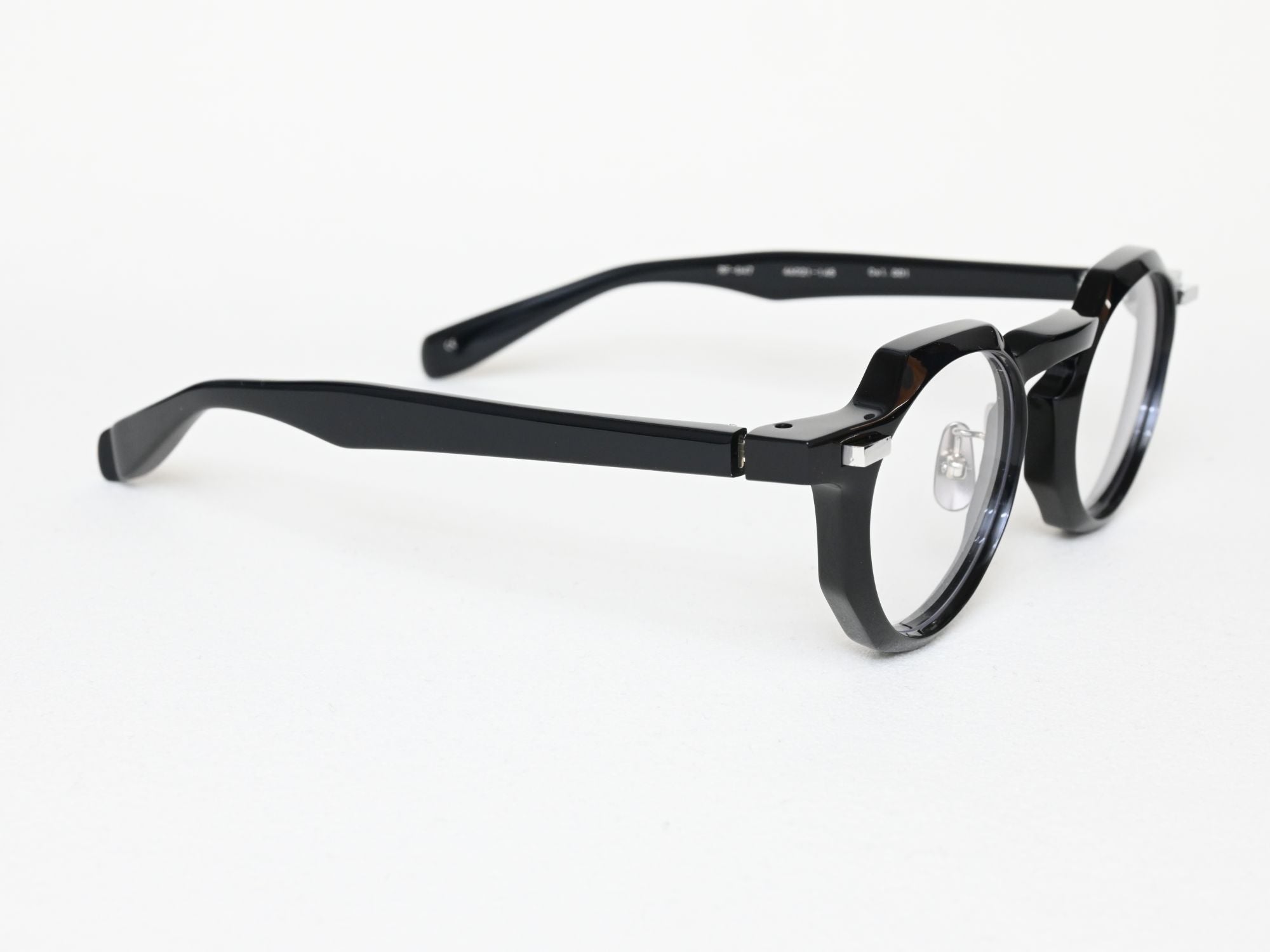 FACTORY900 – OptiqueHARUTA