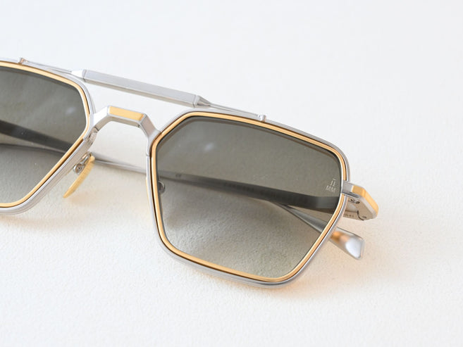 COMMODORE_SILVER_SUN