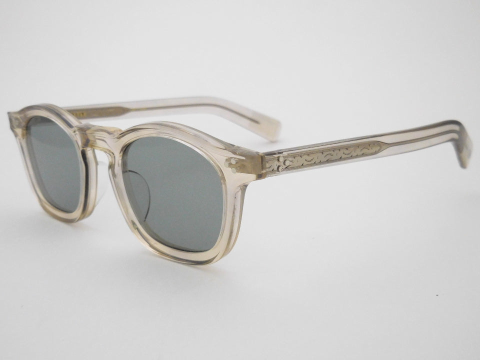 SADLER-SUN_47_DST-GRY