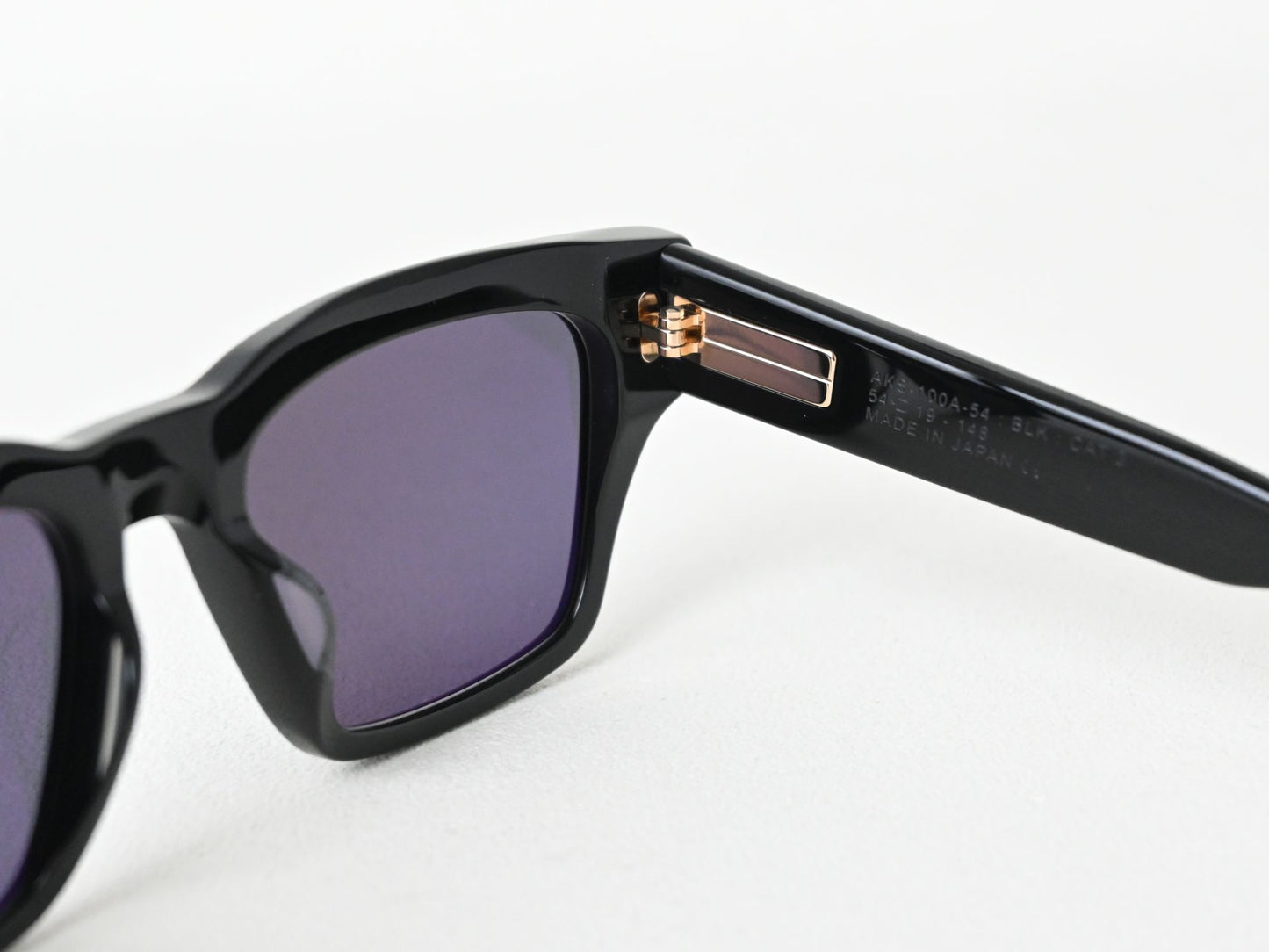 COLUMBA_54_BLK