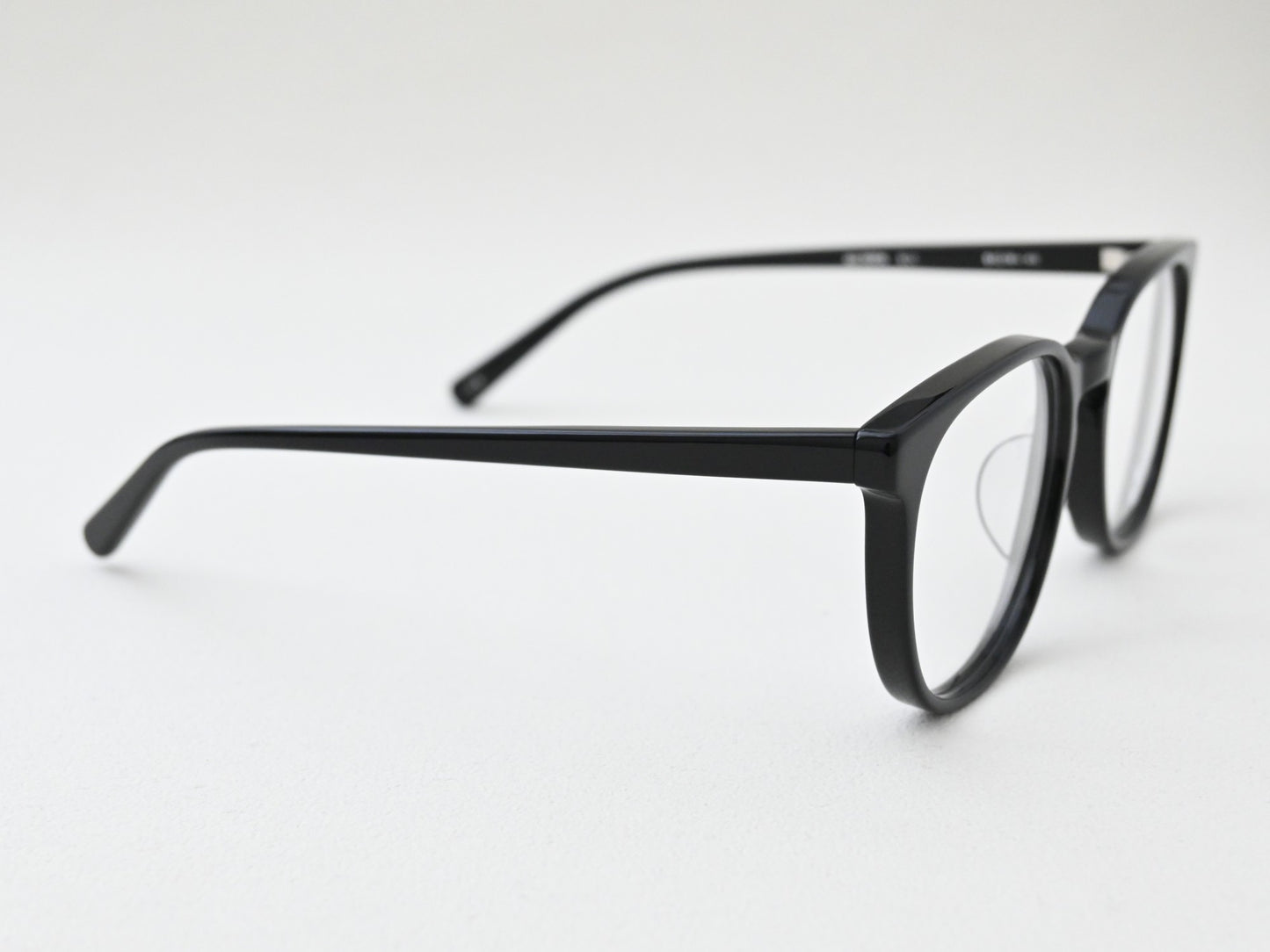 AU-5004_BLK