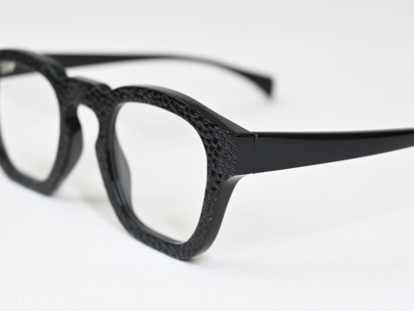 BINTAN-353_2025JPNLTD-226