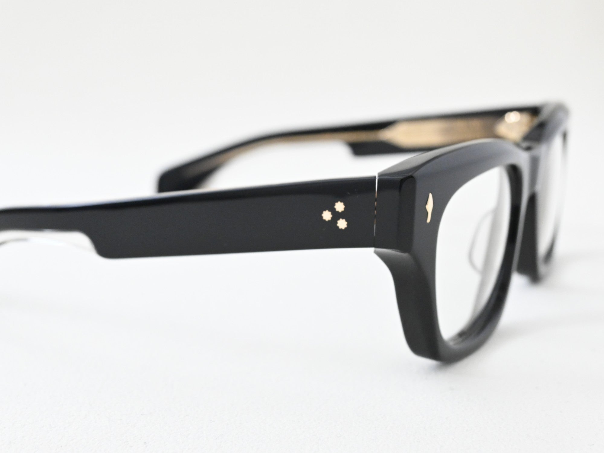 DEALAN 53_VENOM – OptiqueHARUTA