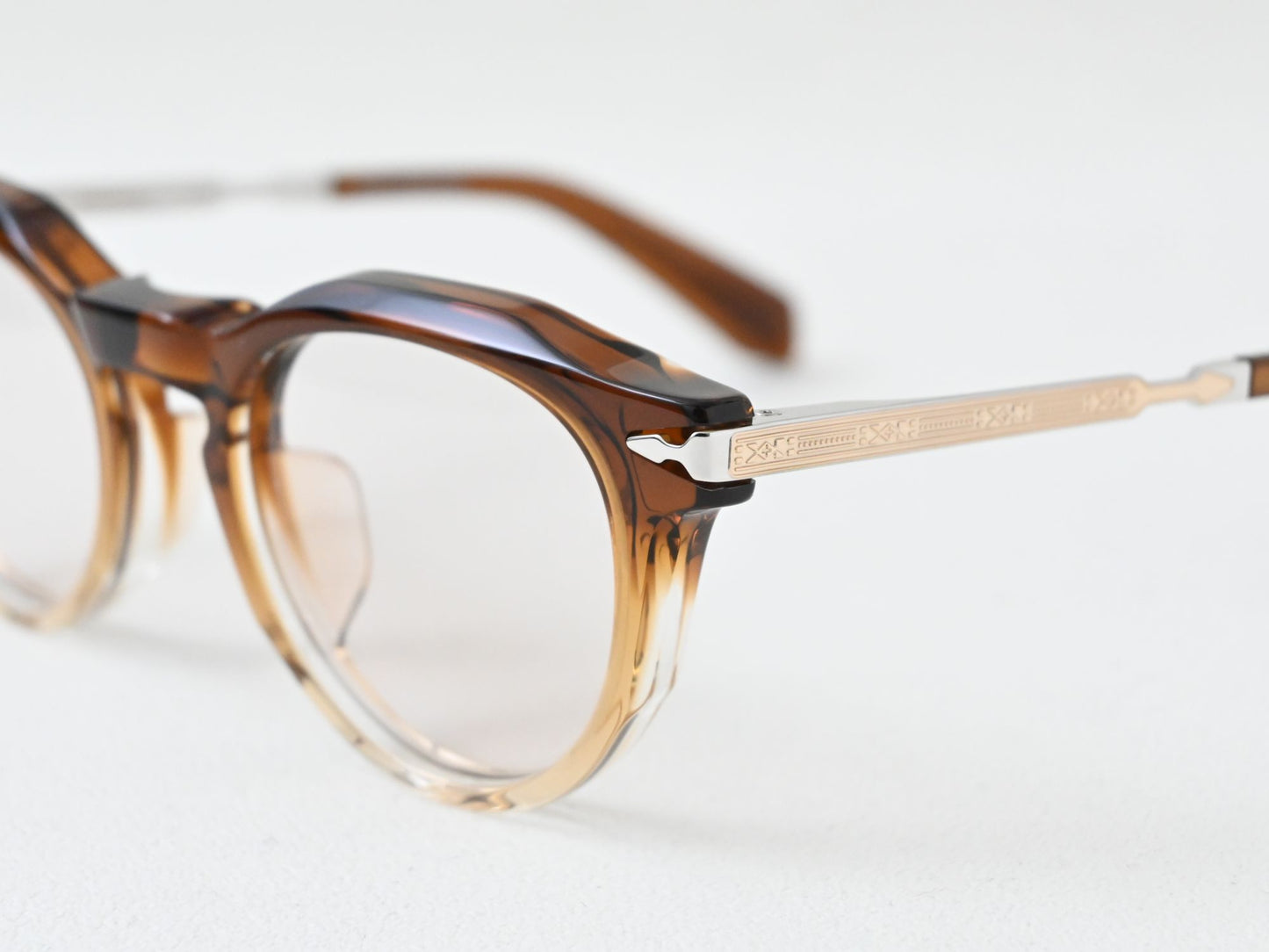 DESNOS_HICKORY FADE