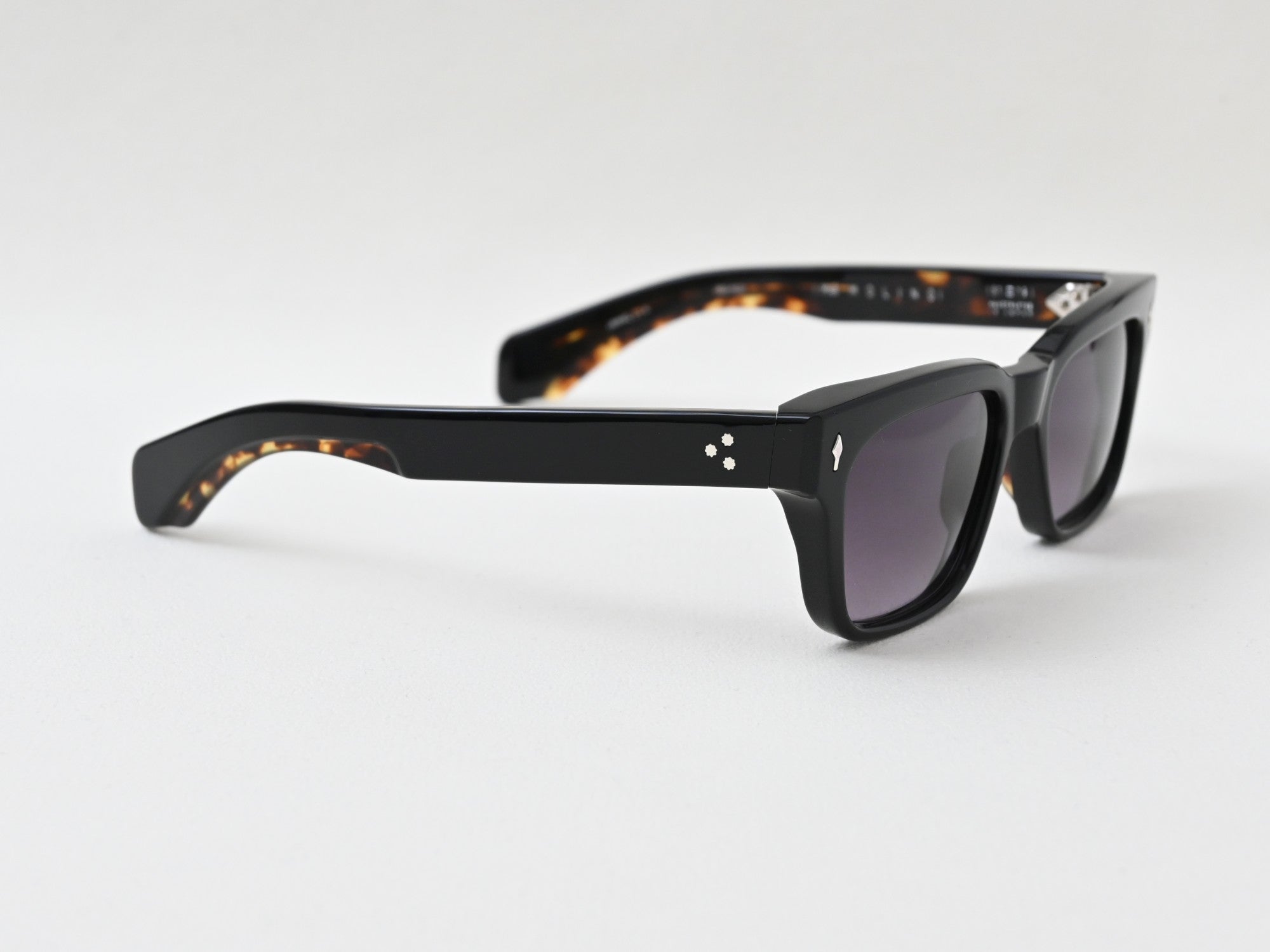 MOLINO_51_NOIR 11_SUN