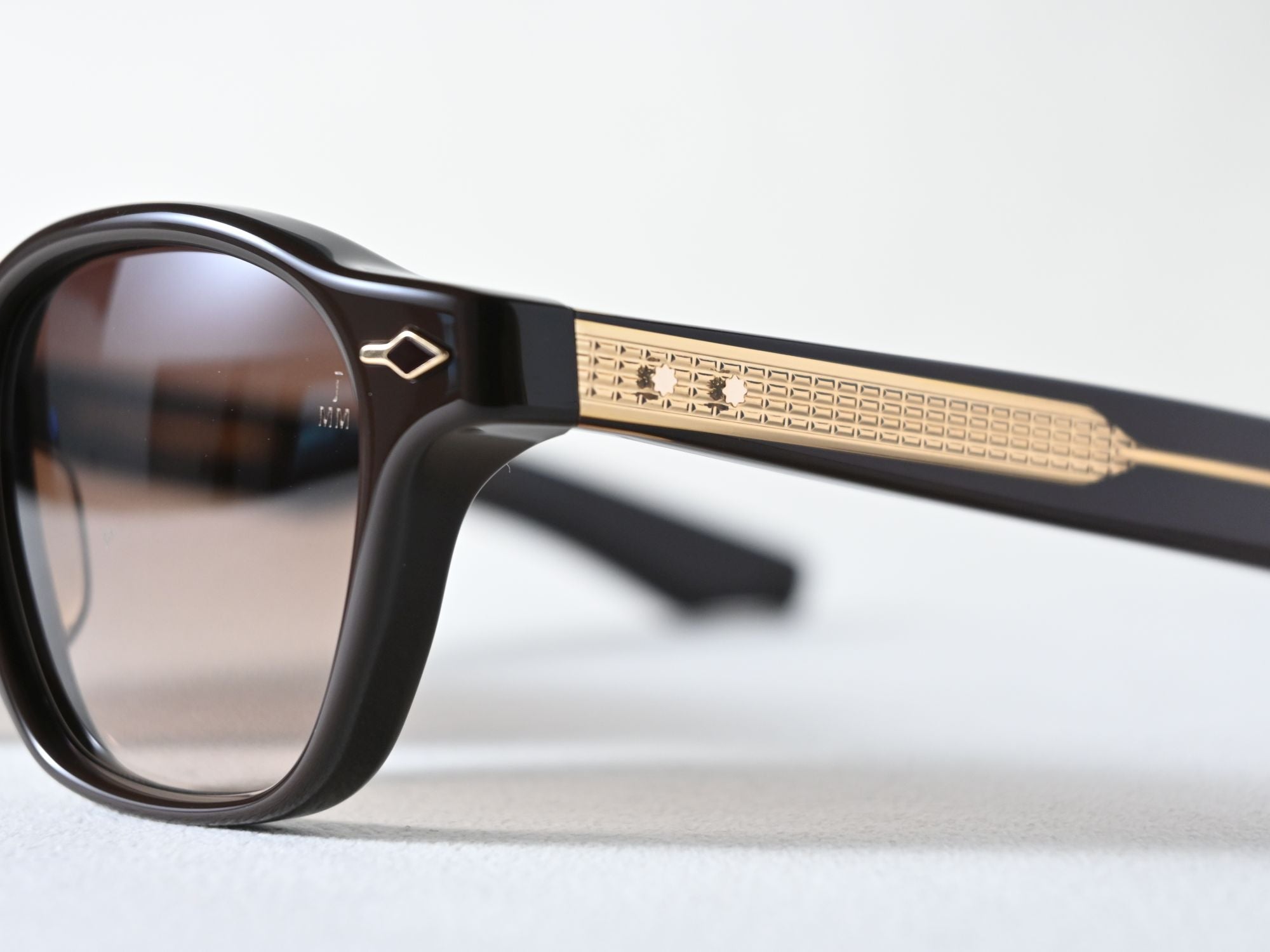 ZEPHIRIN-EPOXY-SUN_44_GANACHE