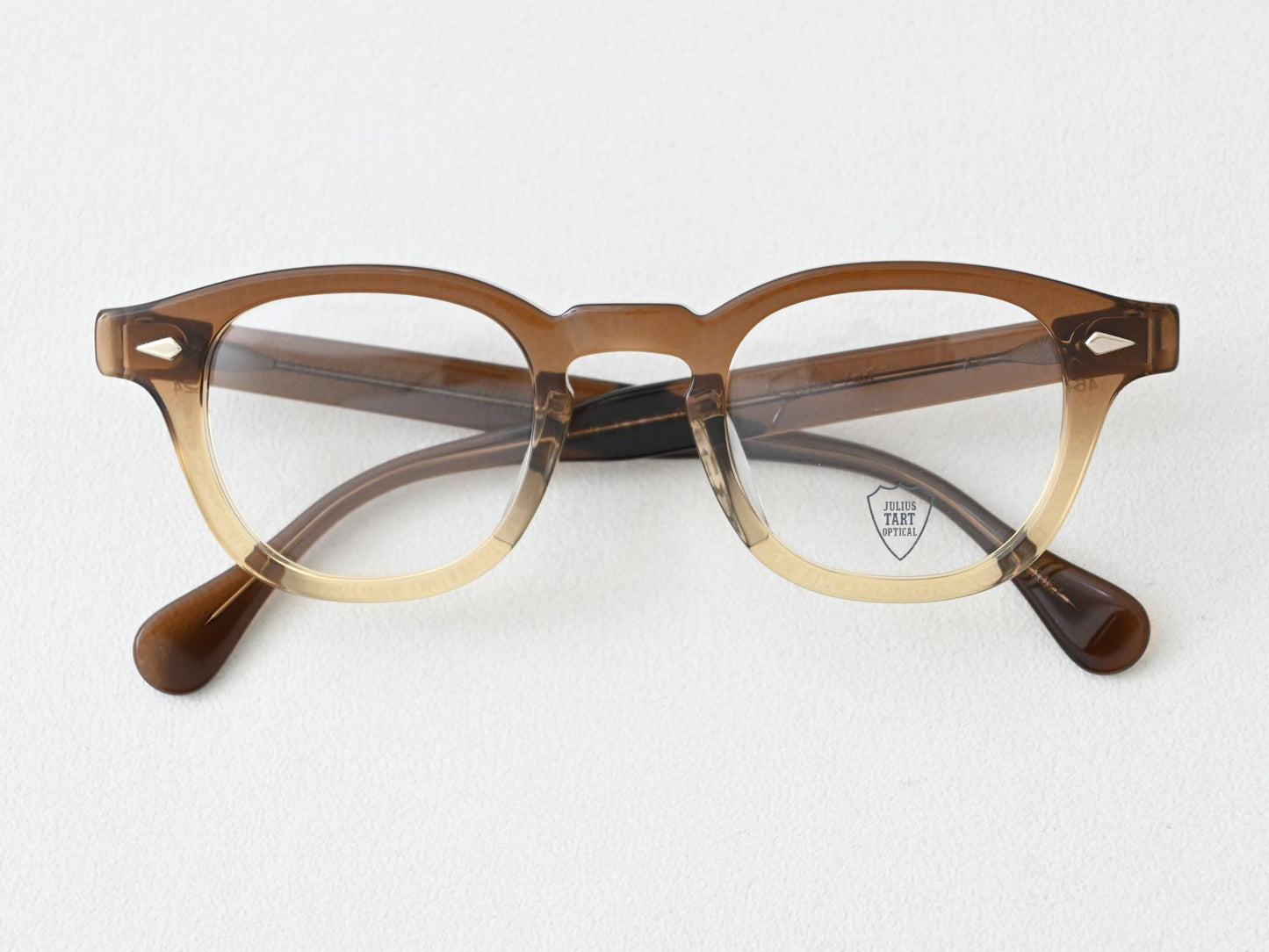 AR_46-24_BROWN GRADIENT