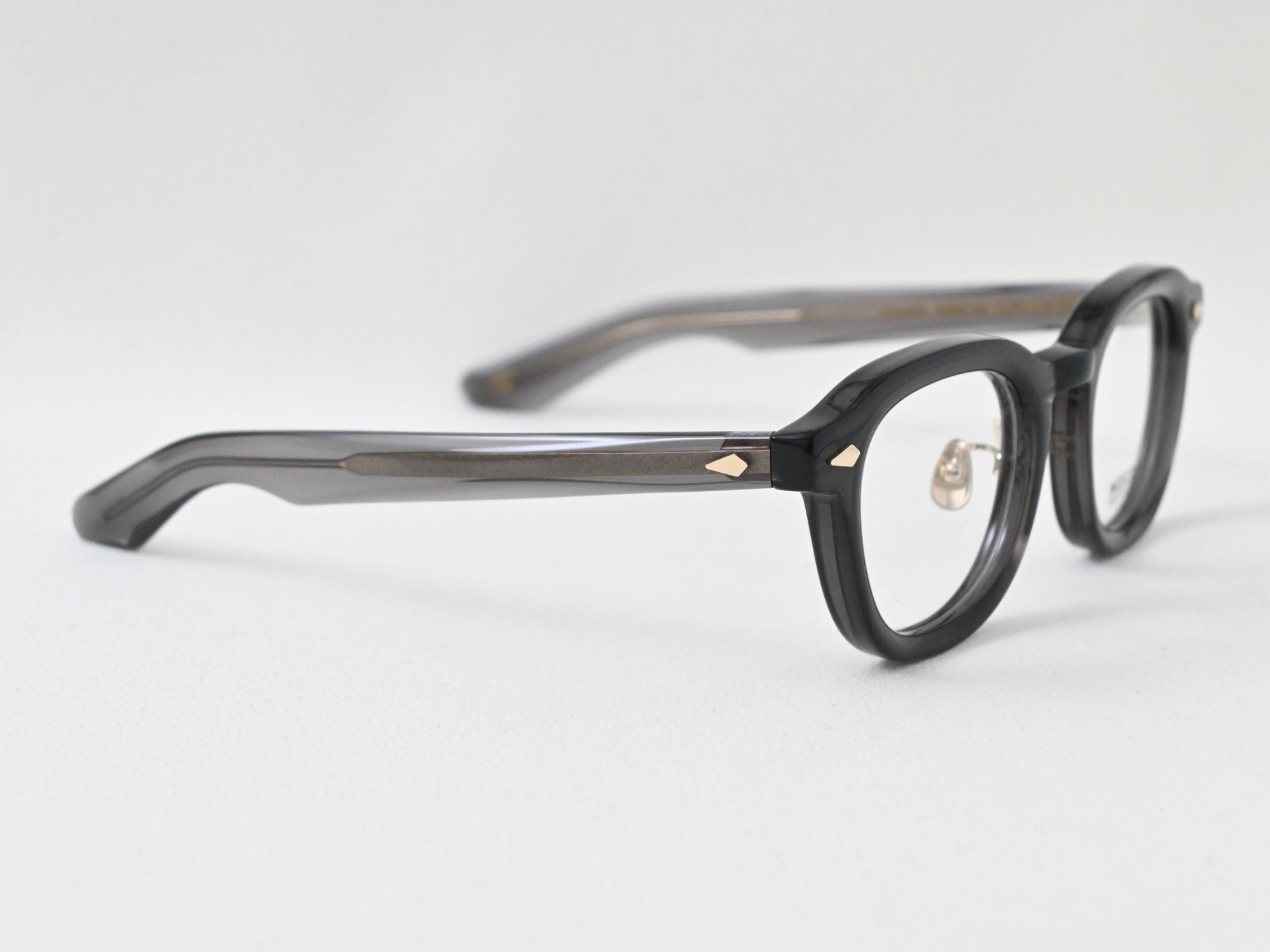 DAHVEN-JPN LTD 19_47_SMKG – OptiqueHARUTA