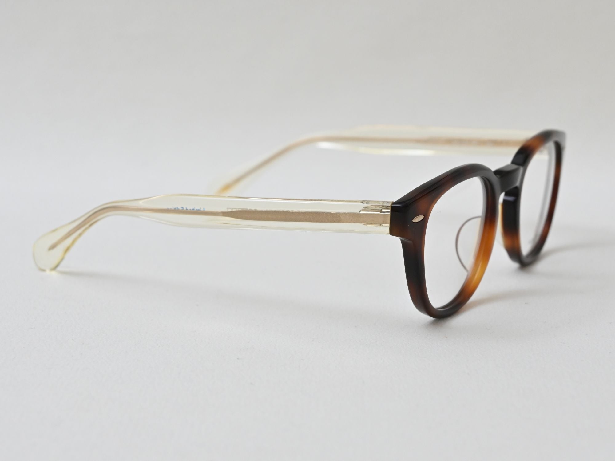 OP-SHELDRAKE_DM_B･W