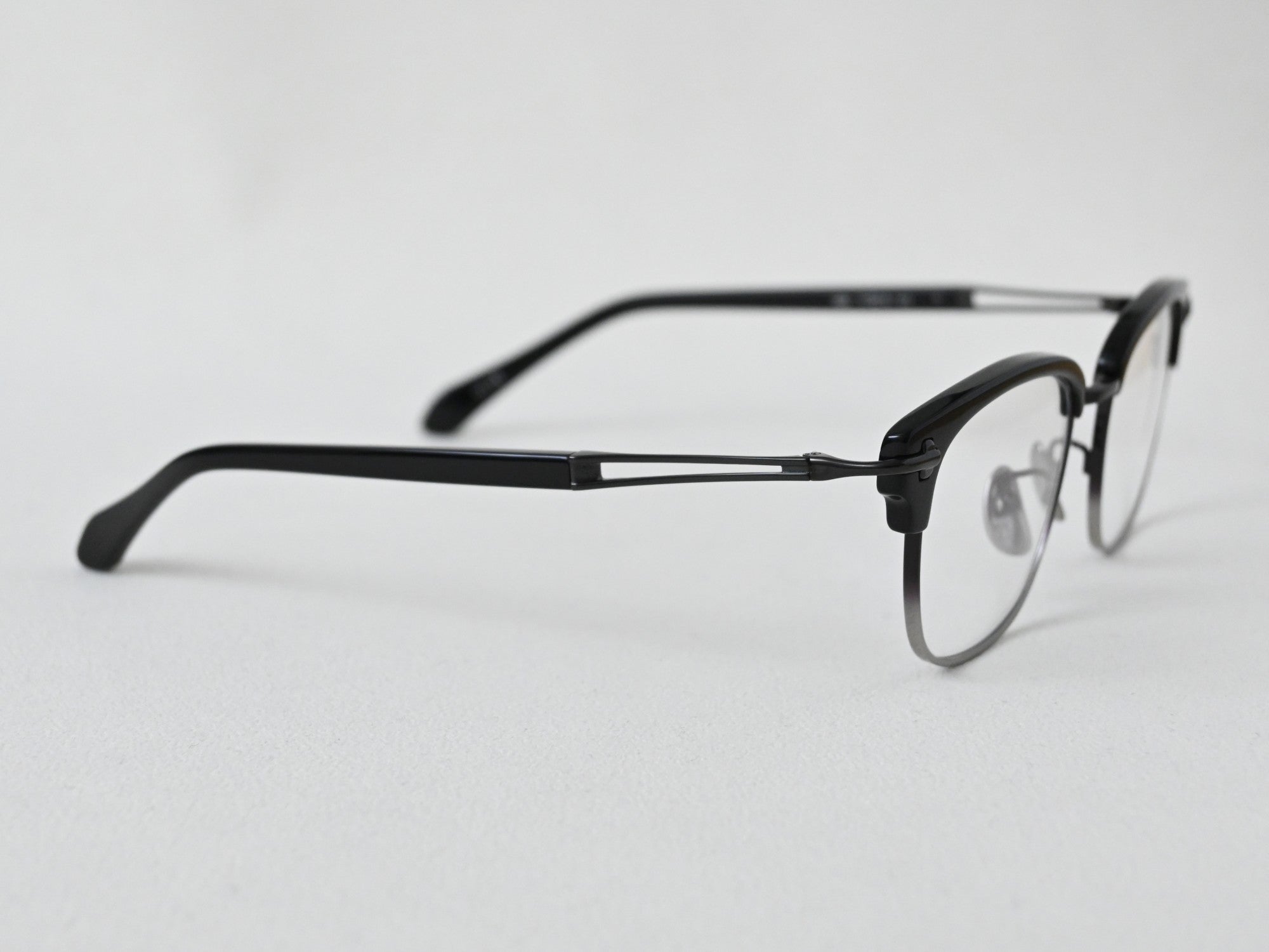 TAYLOR WITH RESPECT – OptiqueHARUTA