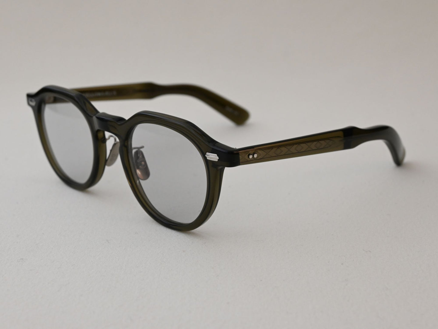 BLAKE_529_light gray