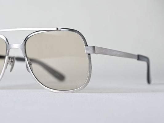 LIONEL_1_サングラスver.